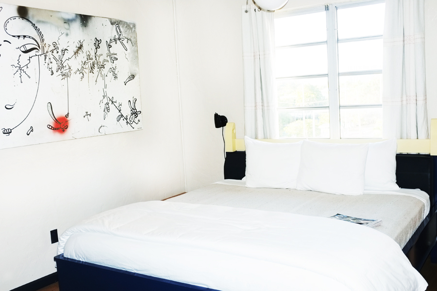 Freehand_Bed_GAYLETTER